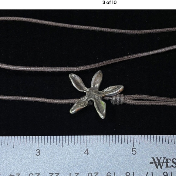 Uno de 50 Silver Plated Flower Pendant on Brown Cord Necklace - Picture 4 of 8
